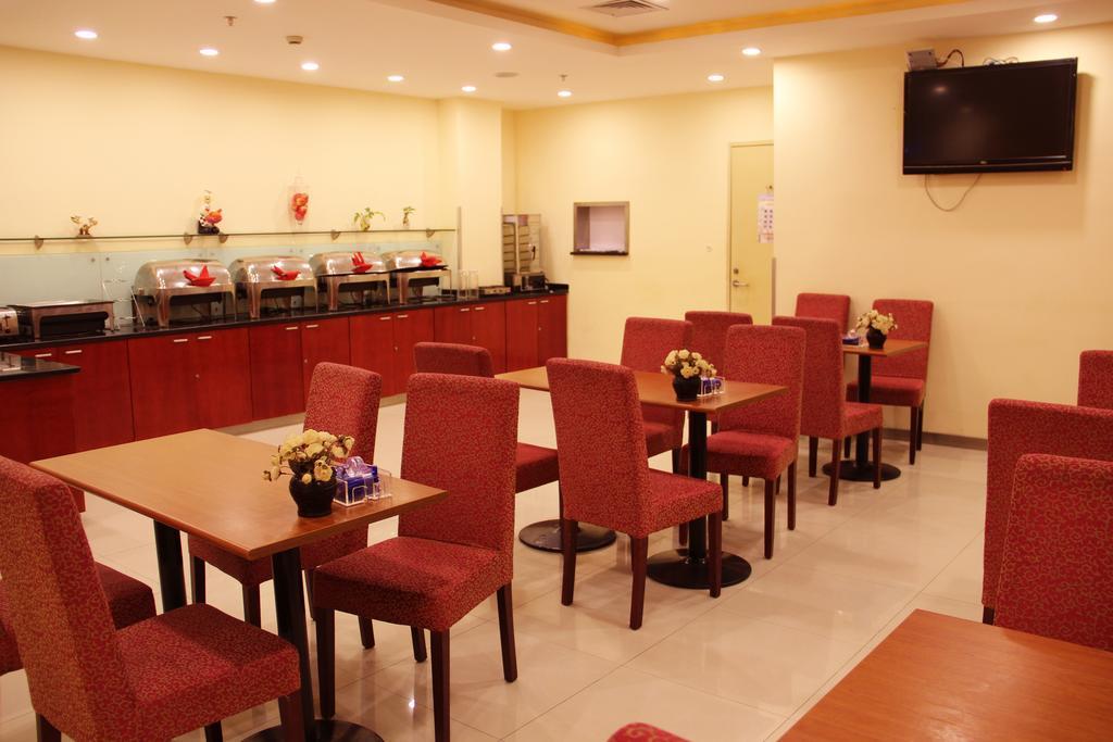 Hanting Express Kunming Yieryi Street Yunnan Normal University Branch 외부 사진
