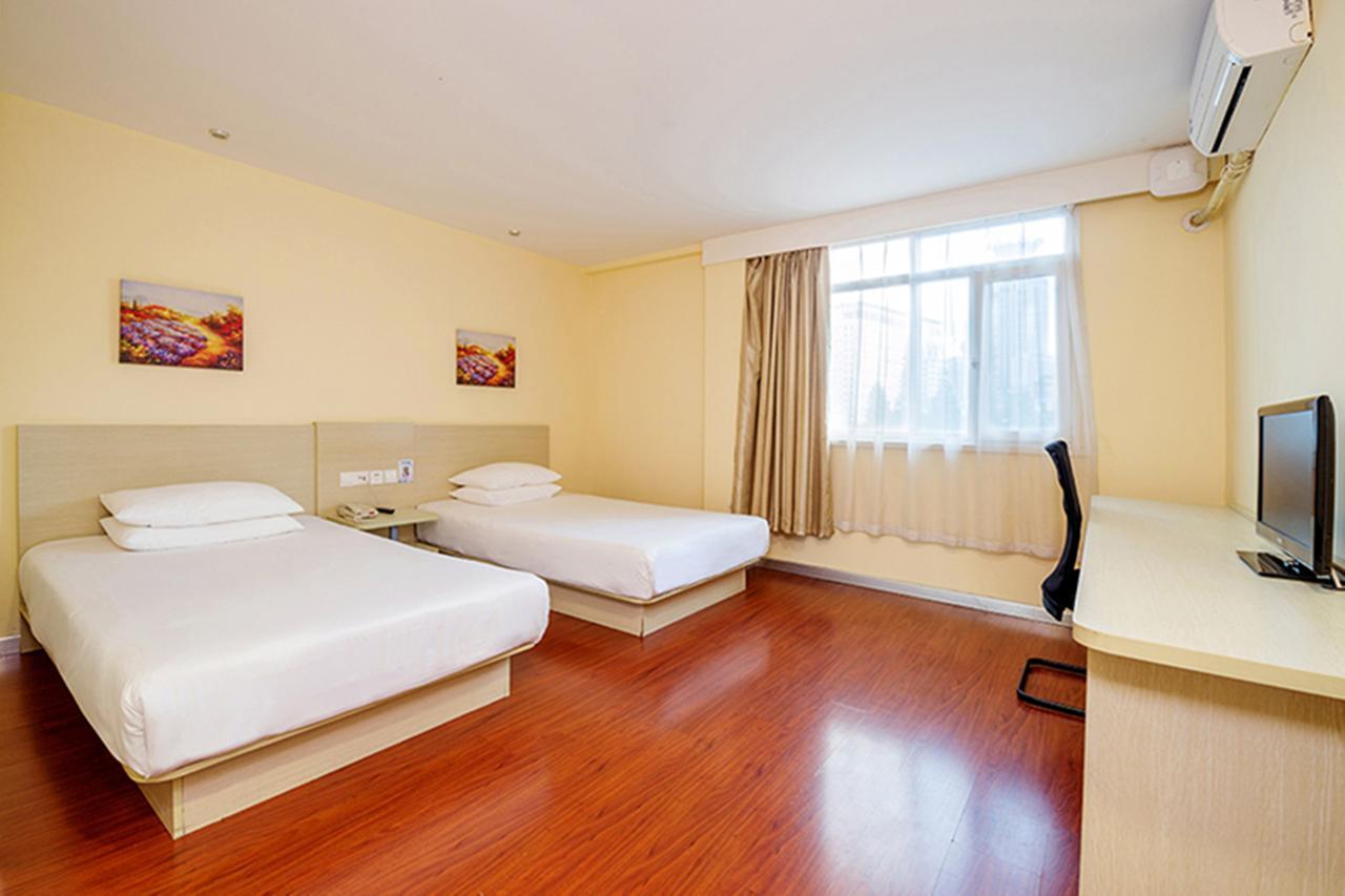 Hanting Express Kunming Yieryi Street Yunnan Normal University Branch 외부 사진
